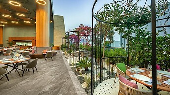 The Norm Collection Door'a Bodrum