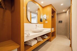 The Norm Collection Door'a Bodrum