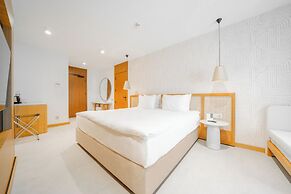 The Norm Collection Door'a Bodrum