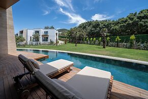 The Norm Collection Door'a Bodrum