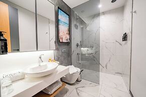 The Norm Collection Door'a Bodrum