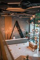 The Norm Collection Door'a Bodrum