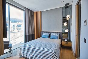 The Norm Collection Door'a Bodrum