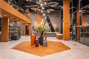 The Norm Collection Door'a Bodrum