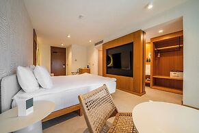 The Norm Collection Door'a Bodrum