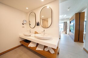 The Norm Collection Door'a Bodrum