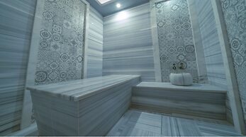 The Norm Collection Door'a Bodrum