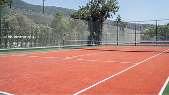 The Norm Collection Door'a Bodrum