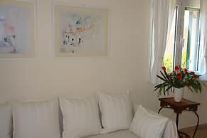 Barbati Bay Elegant Apartments