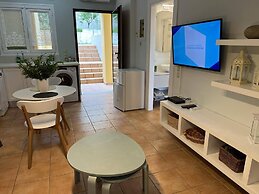 Barbati Bay Elegant Apartments