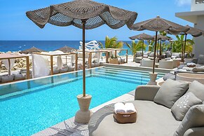 Art Hotel Curacao - Adults Only