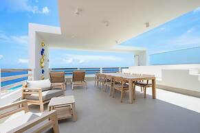 Art Hotel Curacao - Adults Only