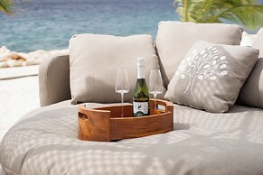 Art Hotel Curacao - Adults Only