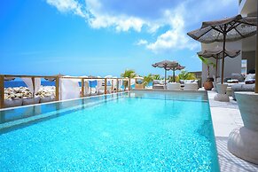 Art Hotel Curacao - Adults Only