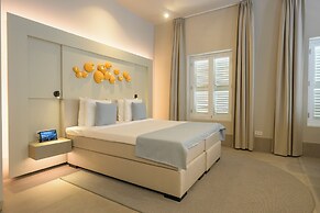 Art Hotel Curacao - Adults Only
