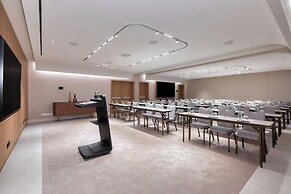 The Landmark Nicosia, Autograph Collection