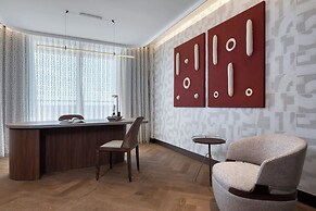 The Landmark Nicosia, Autograph Collection