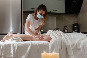 Sapphire Blue Suites