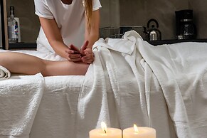 Sapphire Blue Suites