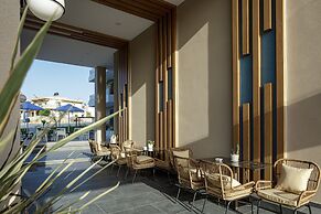 Sapphire Blue Suites