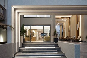 Sapphire Horizon Suites