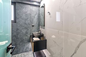 Sapphire Horizon Suites