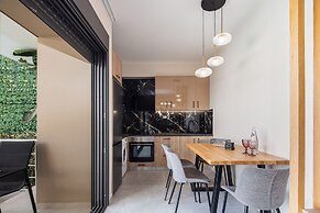 Sapphire Horizon Suites