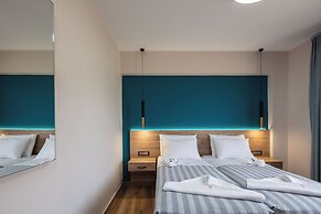 Sapphire Horizon Suites