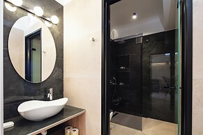 Sapphire Horizon Suites