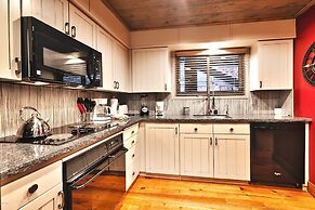 51 Snowflower 2 Bedroom Condo by RedAwning