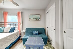 Jewel's Peace Of Paradise 2 Bedroom Home by RedAwning