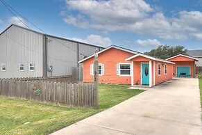 Jewel's Peace Of Paradise 2 Bedroom Home by RedAwning