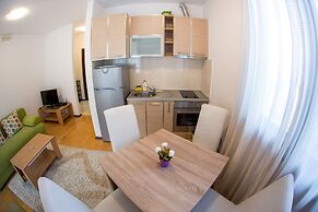 Burcak Apartment