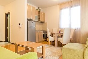 Burcak Apartment