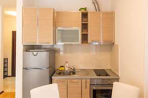 Burcak Apartment