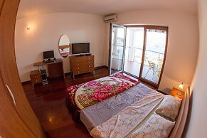 Lux Panoramic Apartment