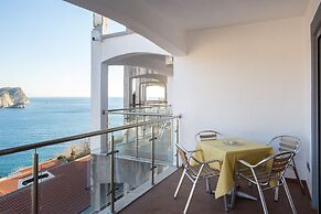 Lux Panoramic Apartment