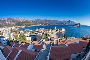 Lux Panoramic Apartment