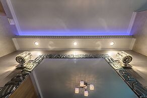 Villa Filoxenia - by the sea - up to 12 guests