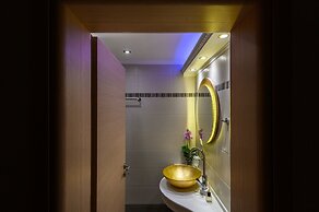 Villa Filoxenia - by the sea - up to 12 guests