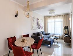 Villa Filoxenia - by the sea - up to 12 guests