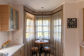 Villa Filoxenia - by the sea - up to 12 guests