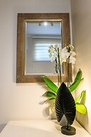 Villa Filoxenia - by the sea - up to 12 guests