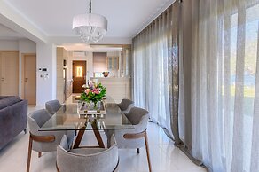 Villa Filoxenia - by the sea - up to 12 guests