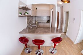 Natasha Sea View Apartment