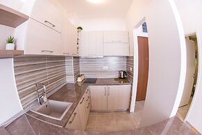 Natasha Sea View Apartment