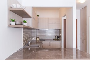 Natasha Sea View Apartment