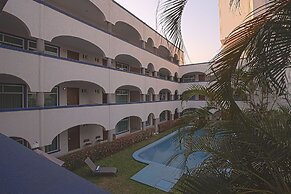 Hotel Arcos Aeropuerto