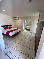 Hotel Arcos Aeropuerto