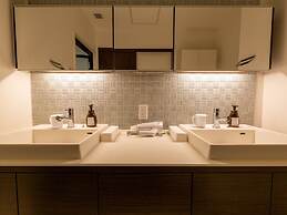 GRAND BASE Hiroshima Peace Memorial Park